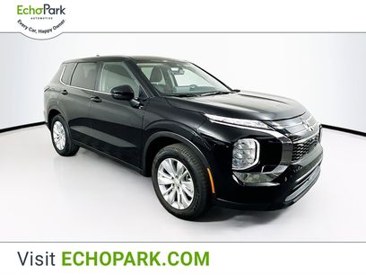 Used 2025 Mitsubishi Outlander ES