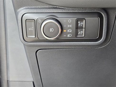 New 2025 Ford Explorer Active w/ Active Comfort Package image 16