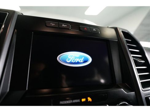 Used 2018 Ford F150 XLT w/ Equipment Group 302A Luxury image 21