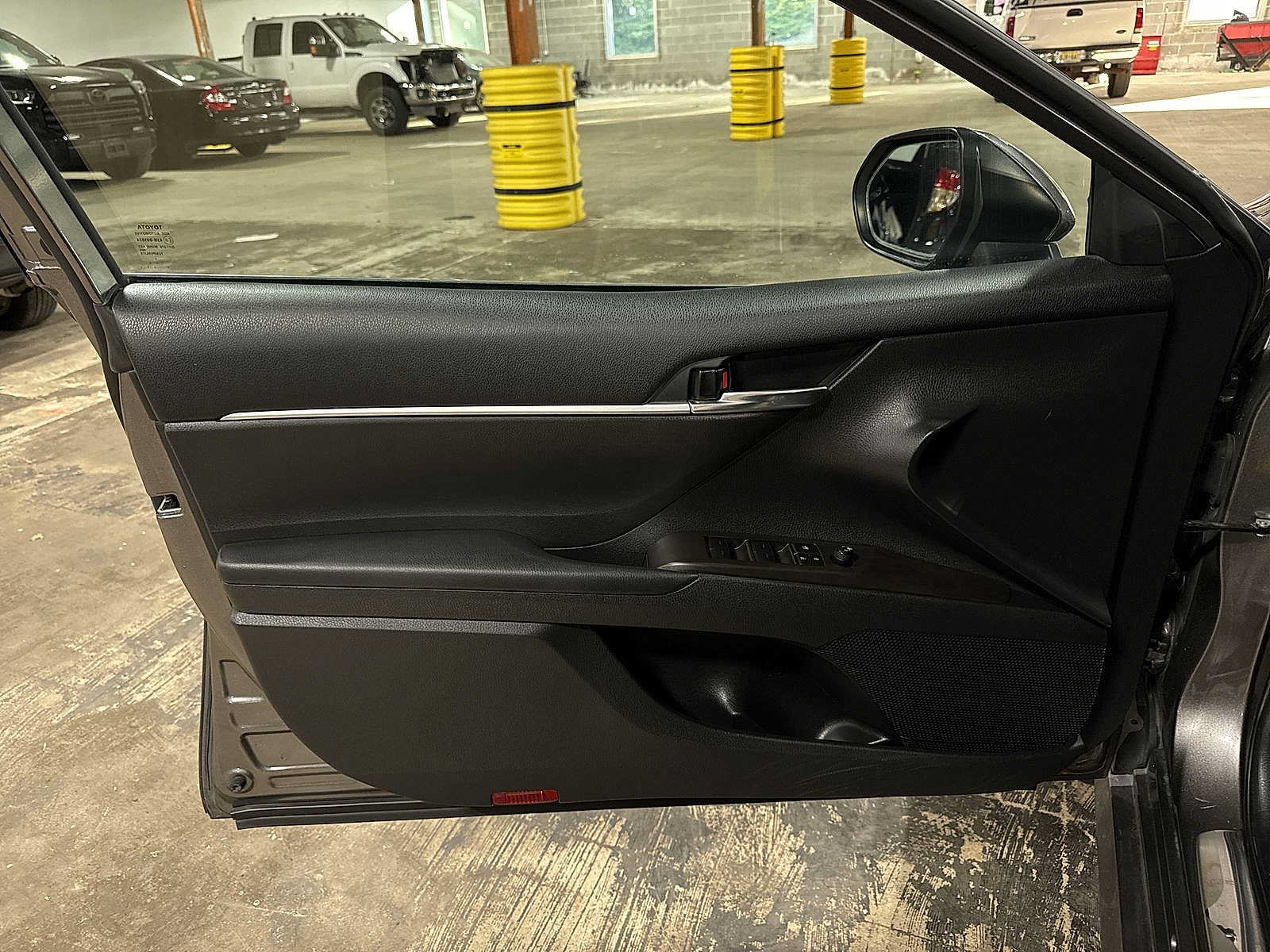 Certified 2022 Toyota Camry LE w/ Convenience Package FWD image 29