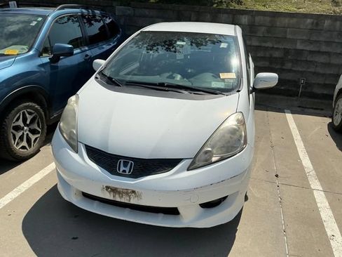 Used 2010 Honda Fit Sport image 2