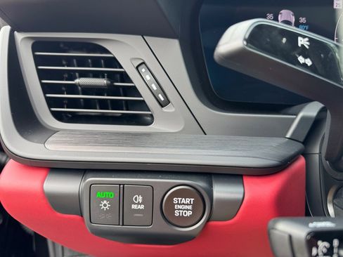 Certified 2025 Porsche 911 Carrera GTS image 24