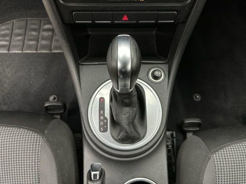 Used 2018 Volkswagen Beetle 2.0T S image 20