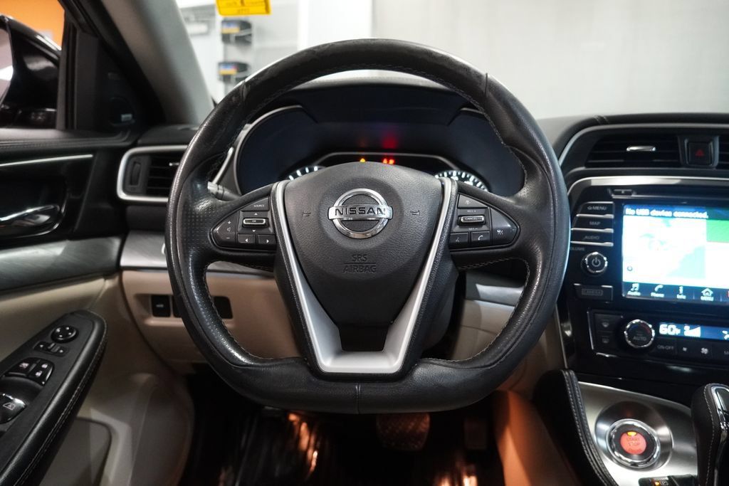 Used 2018 Nissan Maxima 3.5 SL FWD image 18
