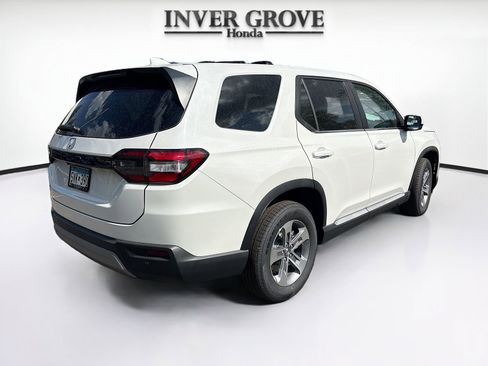 Certified 2025 Honda Pilot EX-L image 4