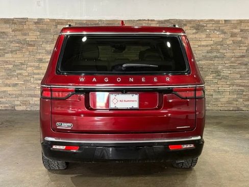Used 2022 Jeep Wagoneer Series III w/ Premium Group I AWD/4WD image 7