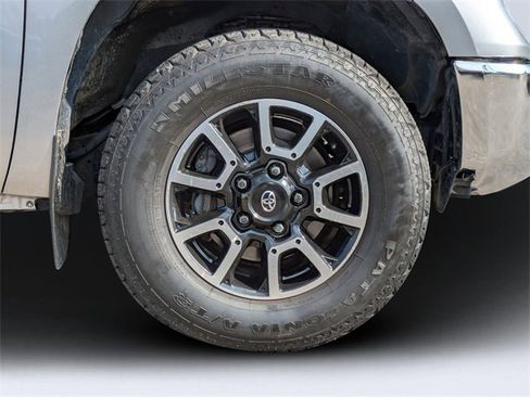 Used 2014 Toyota Tundra SR5 image 10