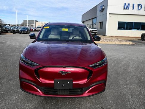 Certified 2025 Ford Mustang Mach-E Premium image 10