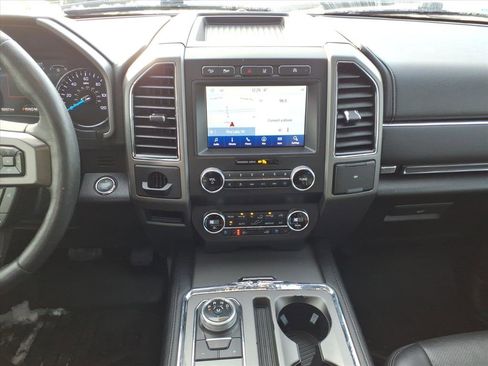Used 2020 Ford Expedition XLT w/ Equipment Group 202A image 13