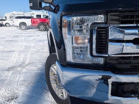 Used 2018 Ford F250 XL w/ STX Appearance Package image 5