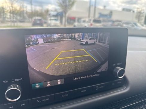 Used 2023 Honda HR-V LX image 17