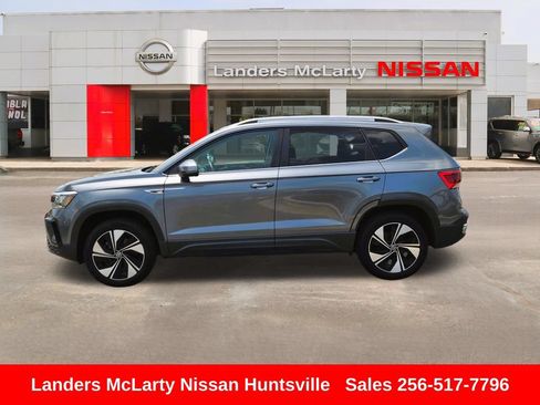 Used 2024 Volkswagen Taos SE AWD/4WD image 8