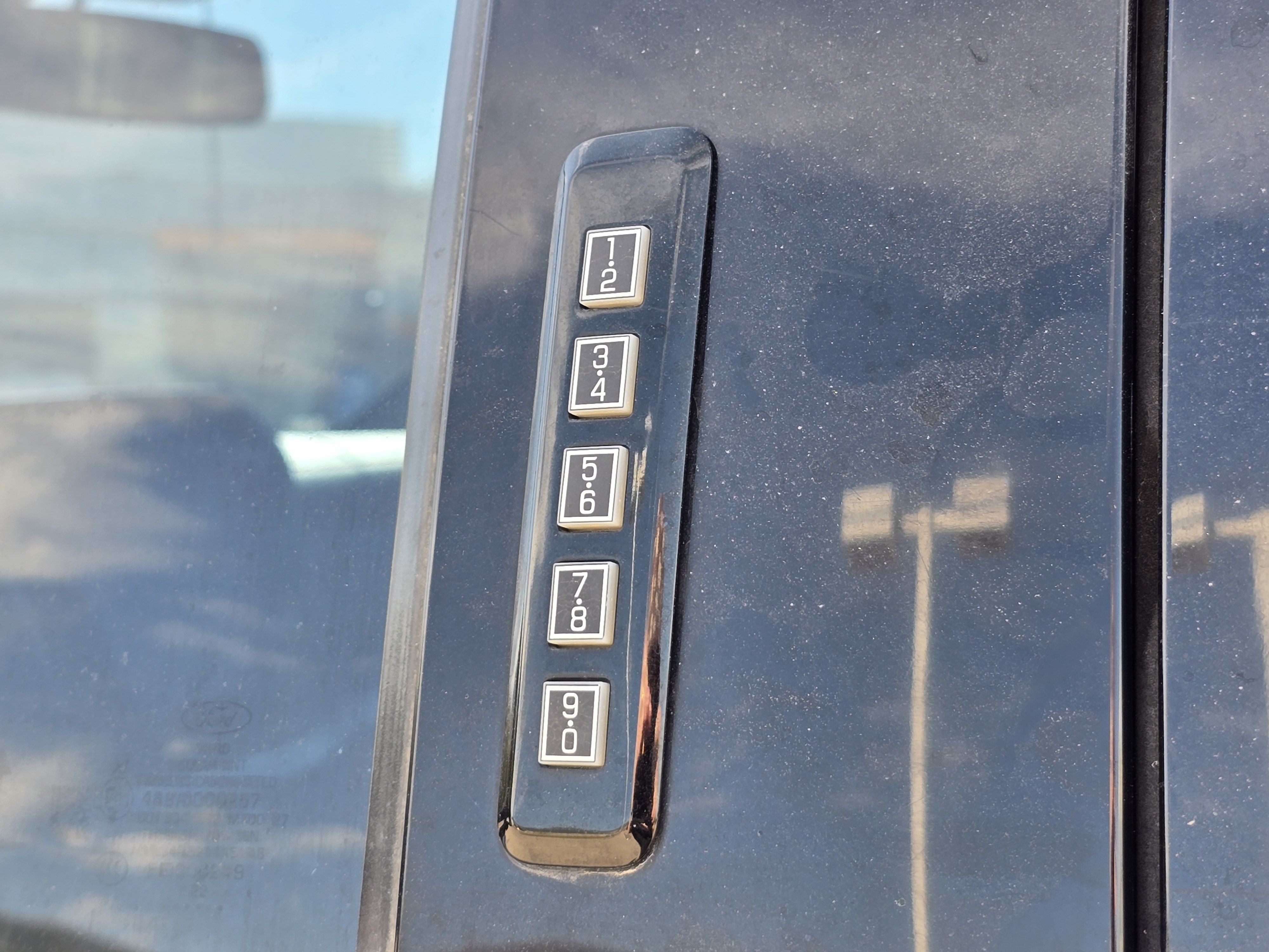 Certified 2022 Ford F150 Lariat AWD/4WD image 31