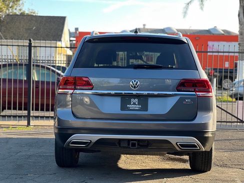 Used 2019 Volkswagen Atlas SE w/ Towing Package image 5