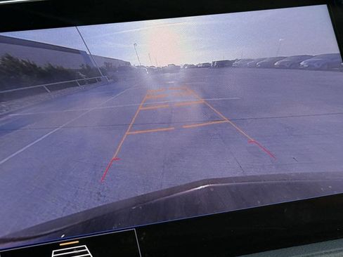 Used 2020 Cadillac XT4 Premium Luxury image 16