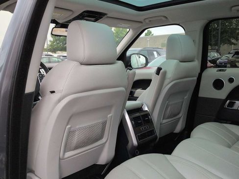 Used 2016 Land Rover Range Rover Sport SE AWD/4WD image 19