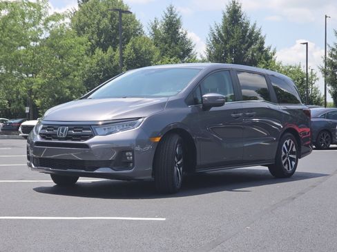Certified 2026 Honda Odyssey EX-L image 19