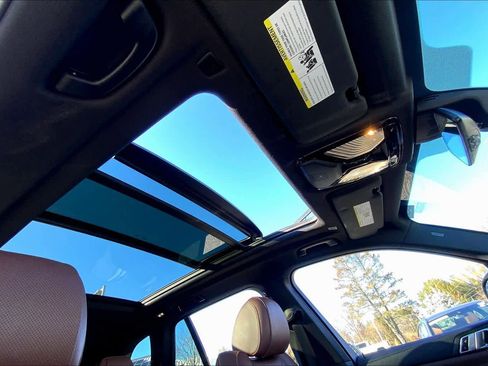 Used 2023 BMW X5 xDrive40i w/ M Sport Package image 13