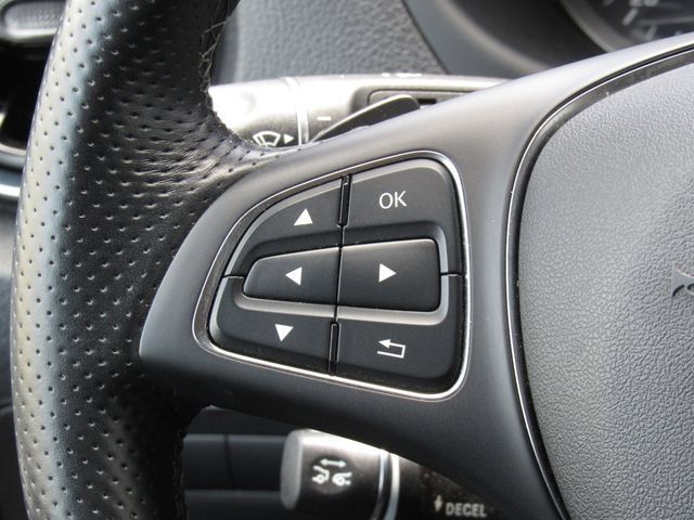 Used 2023 Mercedes-Benz Metris Passenger image 22