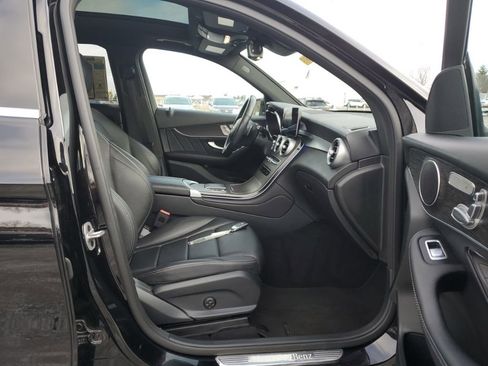 Used 2022 Mercedes-Benz GLC 300 4MATIC image 40