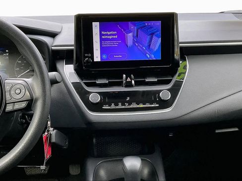 Certified 2023 Toyota Corolla LE image 6