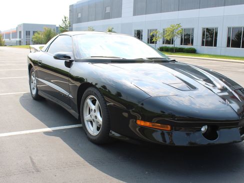 Used 1995 Pontiac Firebird Coupe RWD image 5