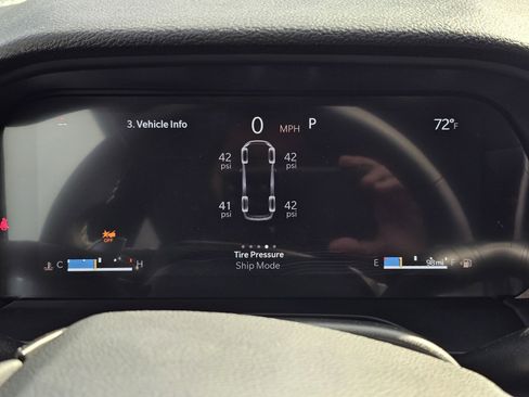 New 2025 Jeep Grand Cherokee L Laredo image 10