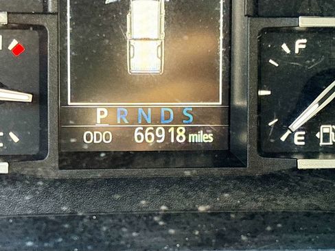 Used 2021 Toyota Tundra Limited w/ Limited Premium Package RWD image 12