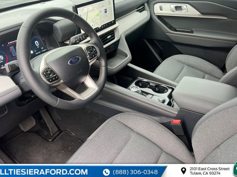 New 2026 Ford Explorer Active RWD image 11