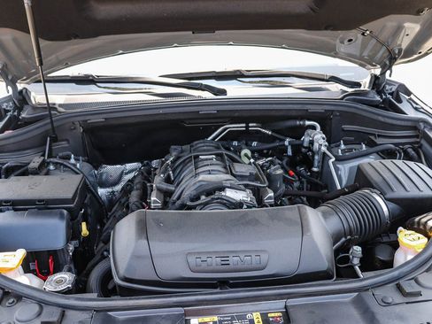 Used 2025 Dodge Durango R/T AWD/4WD image 30