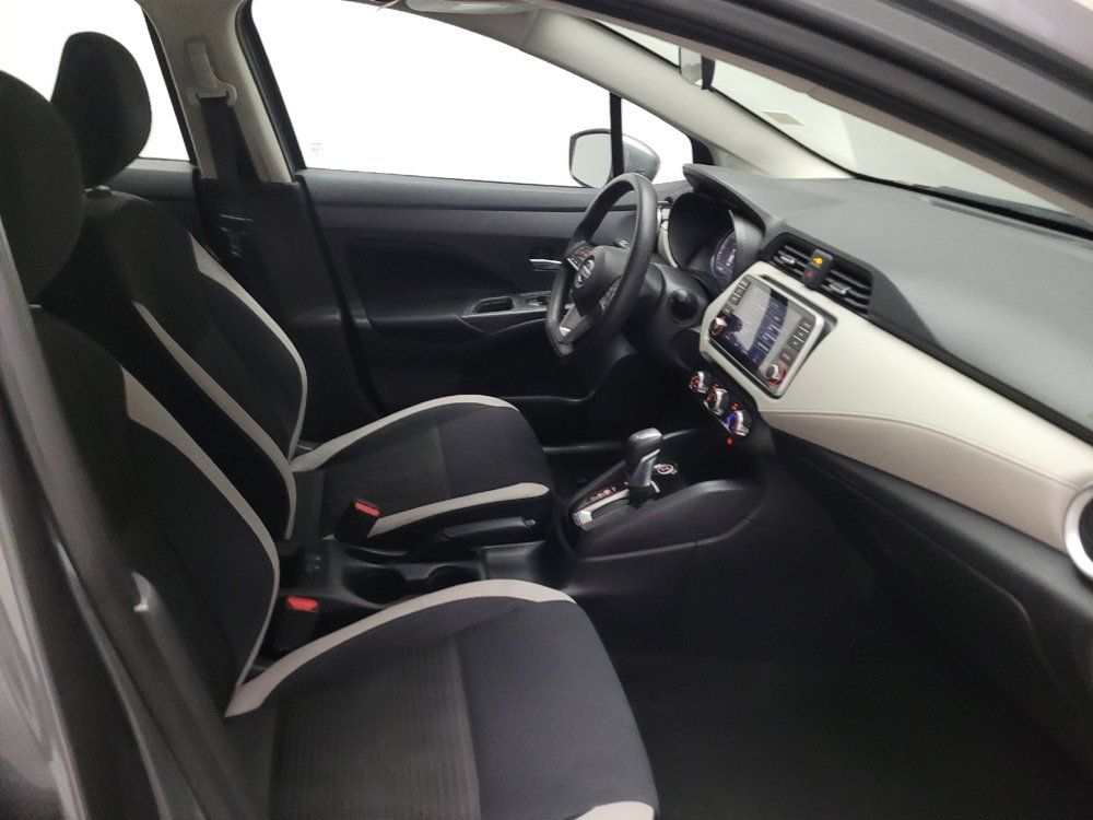 Used 2021 Nissan Versa SV FWD image 21