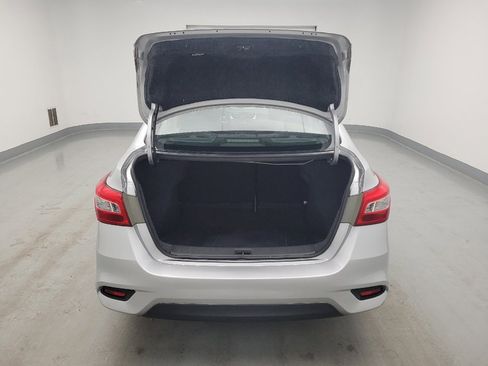 Used 2017 Nissan Sentra S FWD image 29