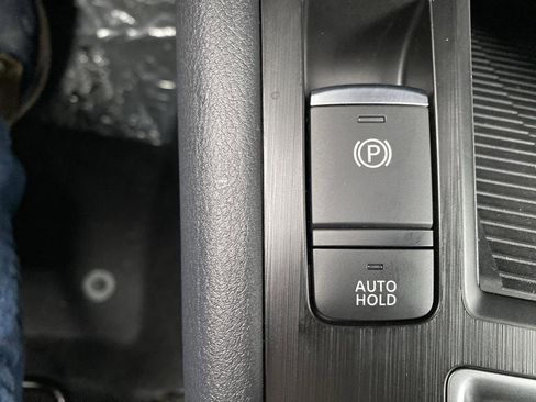 New 2026 Nissan Kicks SV w/ Cold Weather Package image 21