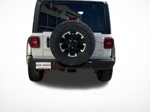 Certified 2025 Jeep Wrangler Unlimited Rubicon AWD/4WD image 5