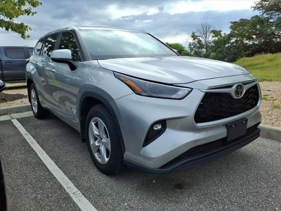 Certified 2024 Toyota Highlander LE