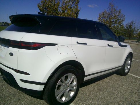 Used 2020 Land Rover Range Rover Evoque S image 21