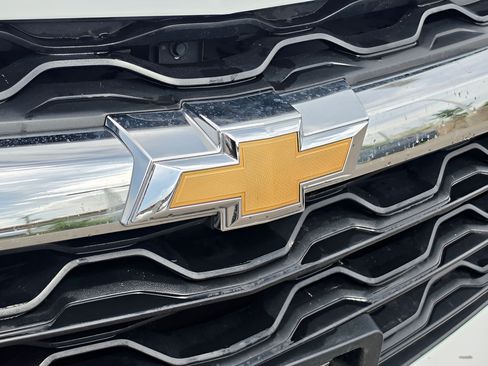 Used 2025 Chevrolet Blazer LT AWD/4WD image 31