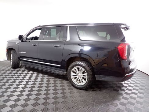 Used 2021 GMC Yukon XL SLT AWD/4WD image 12