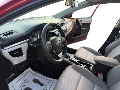 Used 2014 Toyota Corolla LE FWD image 8
