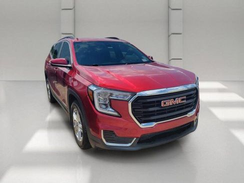 Used 2022 GMC Terrain SLE w/ Driver Convenience Package FWD image 3