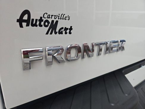 Used 2014 Nissan Frontier PRO-4X image 21