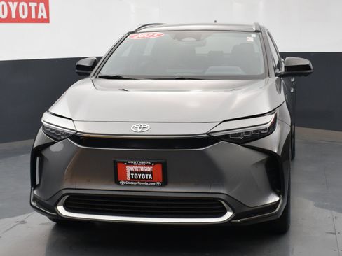 Used 2023 Toyota bZ4X Limited image 7