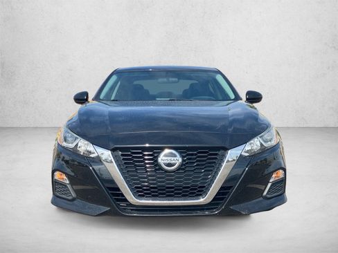 Used 2019 Nissan Altima 2.5 S FWD image 2