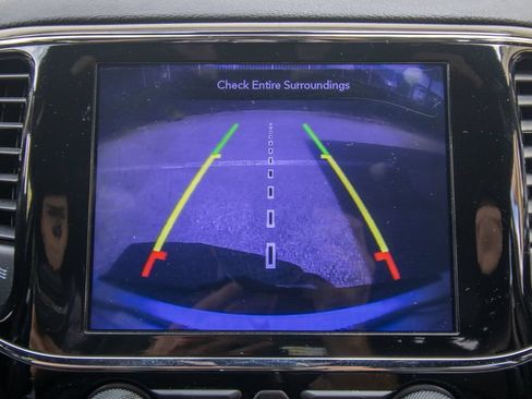 Used 2020 Jeep Grand Cherokee Altitude RWD image 28