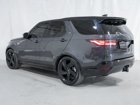 Used 2023 Land Rover Discovery HSE R-Dynamic AWD/4WD image 3