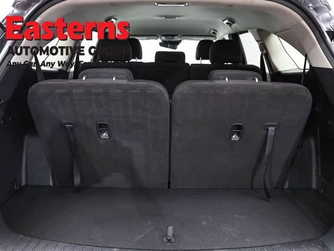 Used 2024 Kia Sorento LX FWD image 9