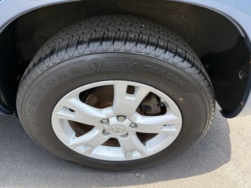 Used 2012 Toyota RAV4 4WD image 37