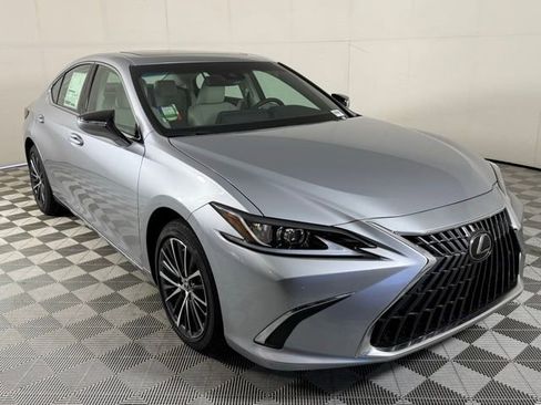New 2025 Lexus ES 350 w/ Premium Package image 9