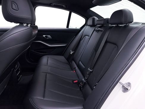 Used 2023 BMW 330i Sedan w/ Driving Assistance Package image 38