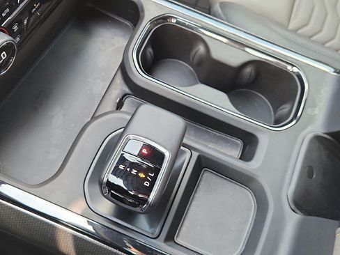 Certified 2025 Chevrolet Silverado 1500 ZR2 w/ Technology Package AWD/4WD image 7